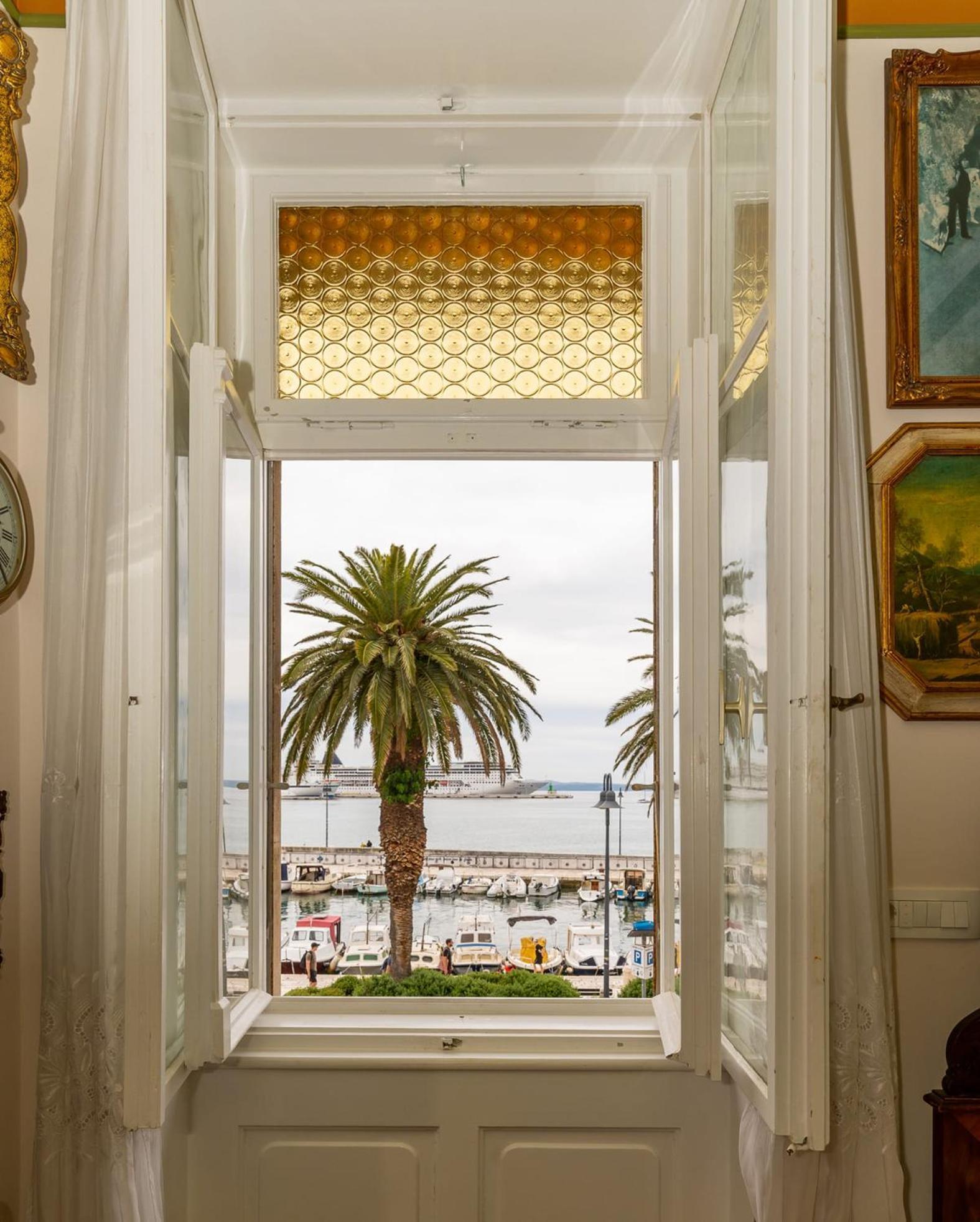Apartment Vintage Bossanova Split