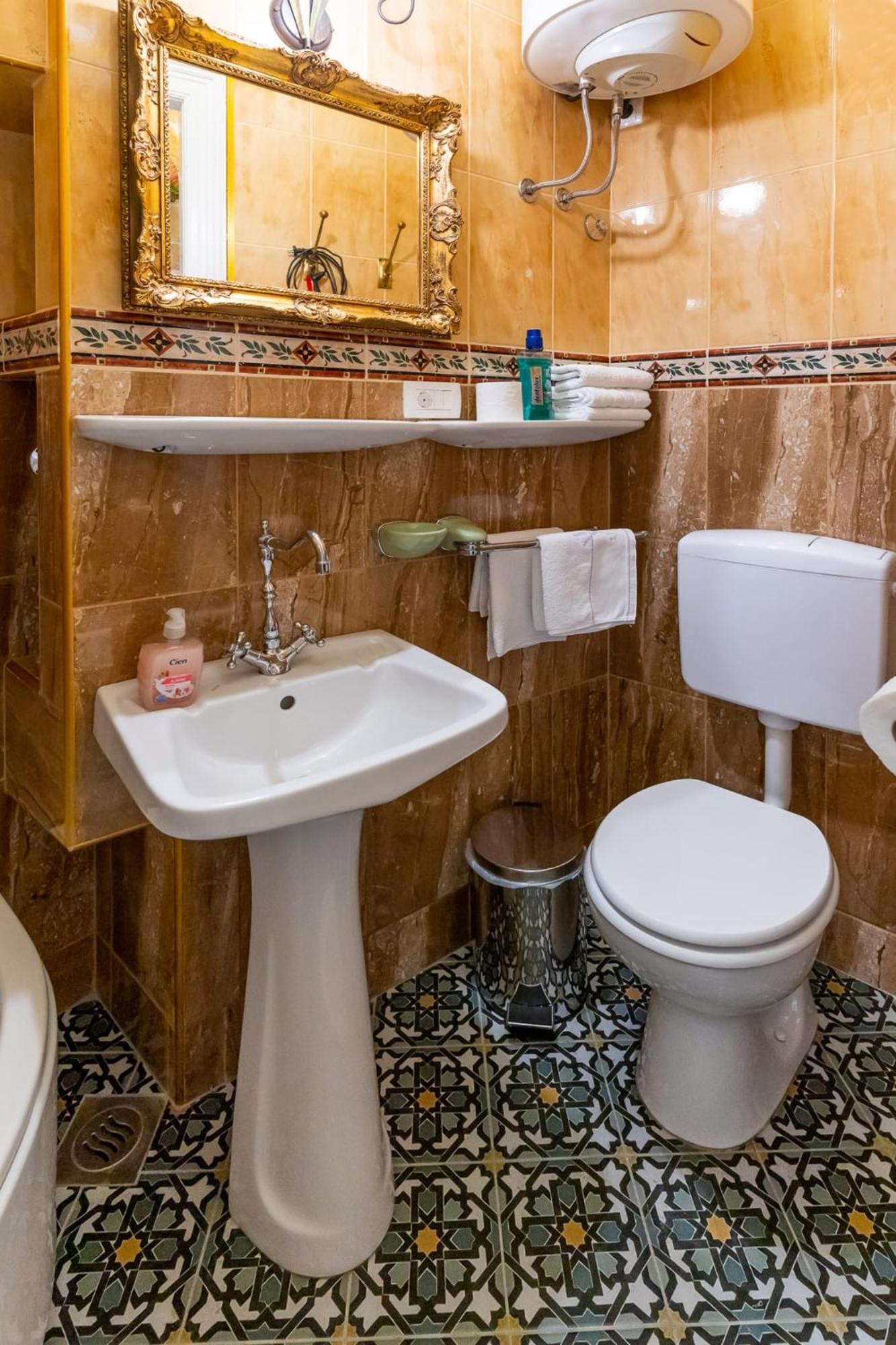 Vintage Bossanova Apartment Split